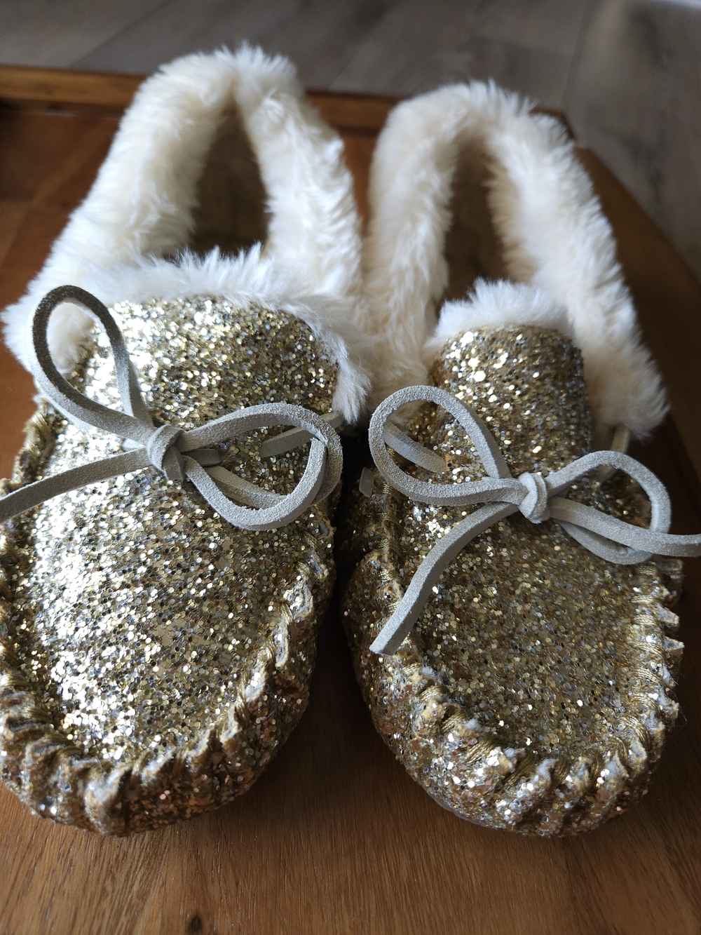 Crewcuts Girls Gold Glitter Faux-Fur Lined Slippers